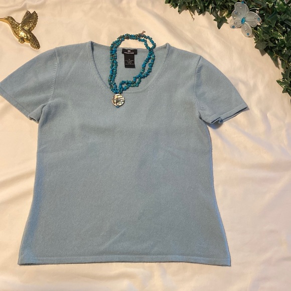 Dd Collection Pretty Cashmere Blue Short Sleeve Sweater - Picture 9 of 11